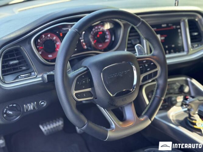 dodge Challenger 2019