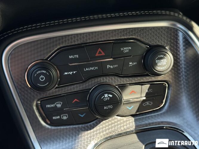 dodge Challenger 2019