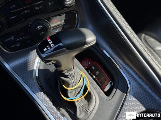 dodge Challenger 2019