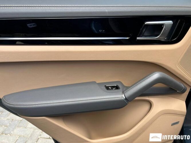 porsche Cayenne 2019