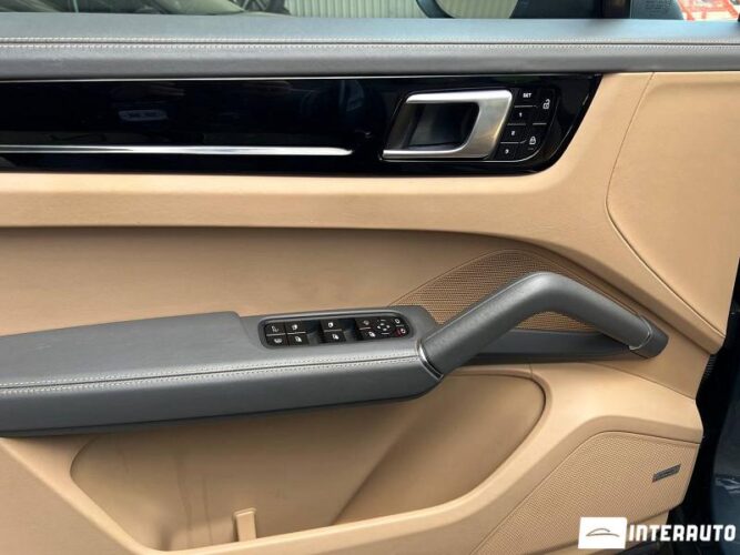 porsche Cayenne 2019
