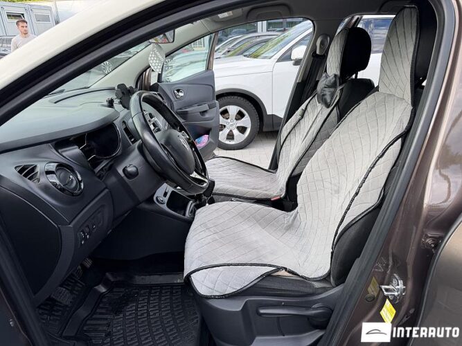 Renault Captur 34 renault Captur 2015