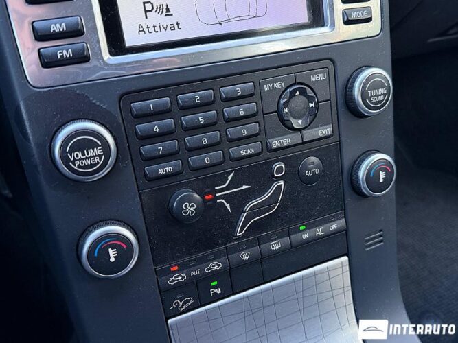 volvo XC 70 2008
