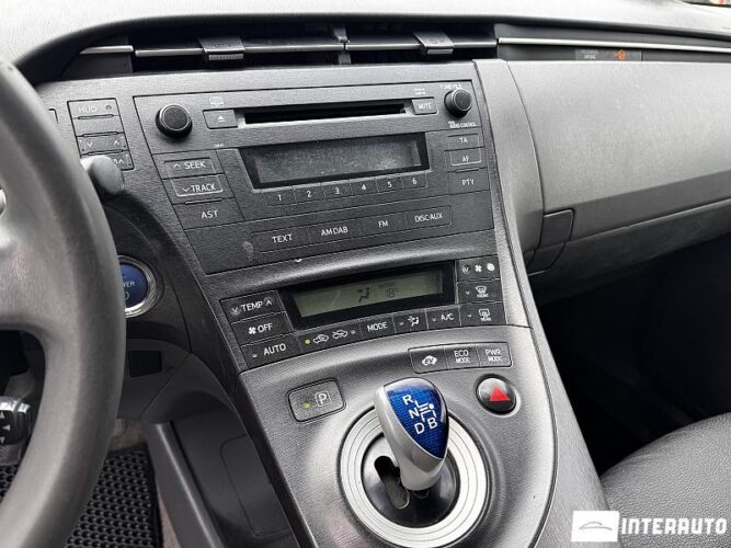 toyota Prius 2011