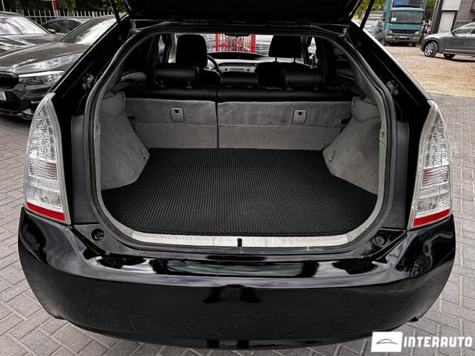 toyota Prius 2011
