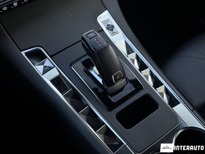 citroen DS7 2019