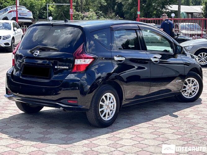 nissan Note 2018