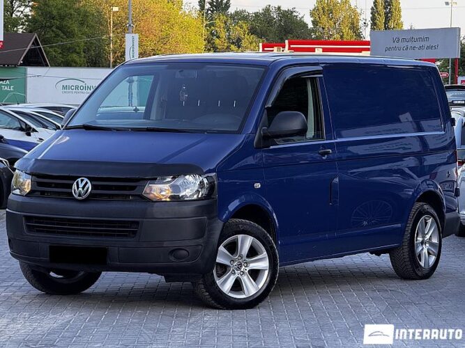Volkswagen Transporter 2015 doar la InterAuto