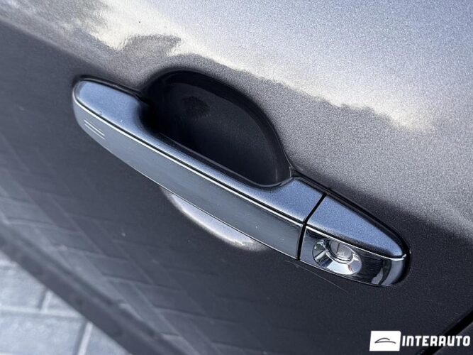toyota Camry 2011