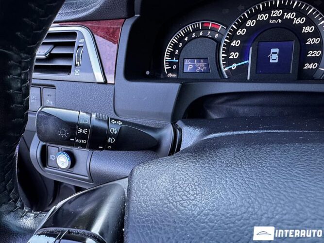 toyota Camry 2011