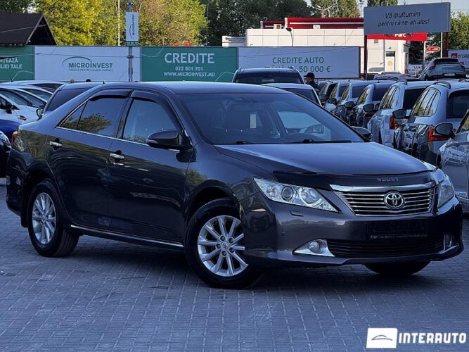 toyota Camry 2011