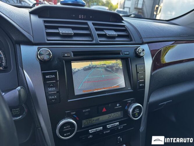 toyota Camry 2011