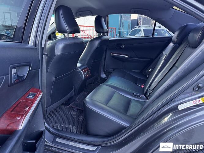 toyota Camry 2011