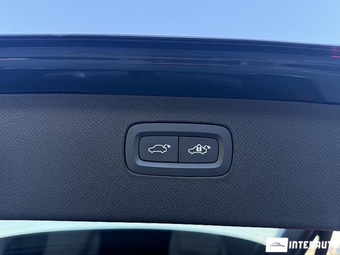 volvo XC 90 2025