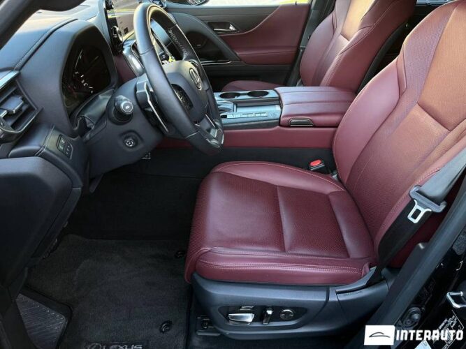 Lexus LX 600 47 lexus LX 600 2024
