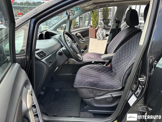 toyota Verso 2010