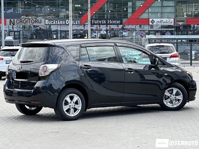 toyota Verso 2010