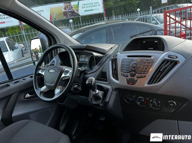 ford Transit 2017