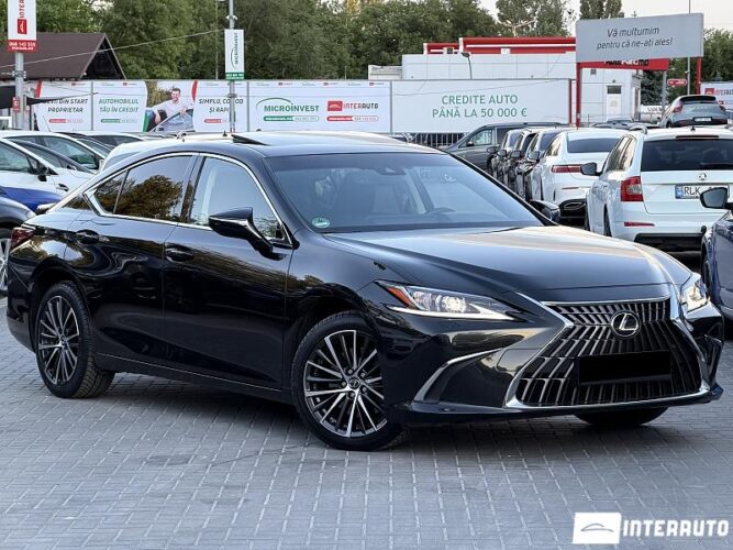 Lexus ES 300h 2023 doar la InterAuto