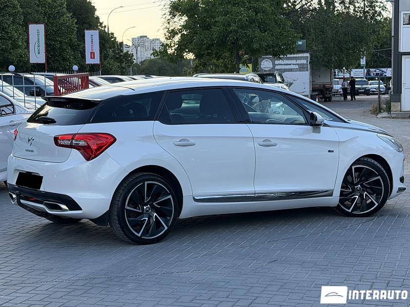 Citroen DS5