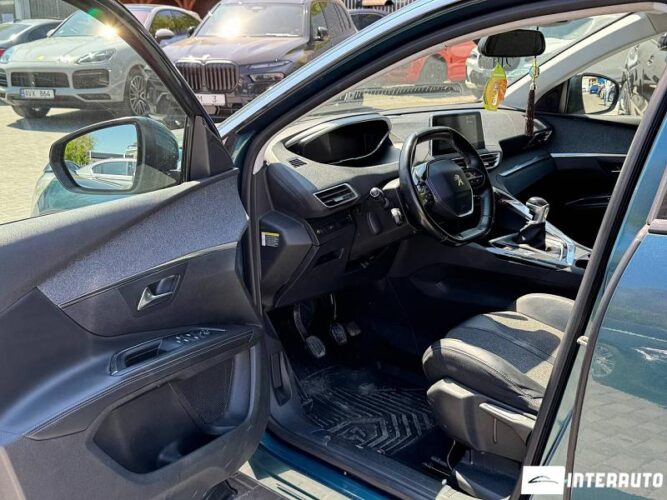 peugeot 5008 2017