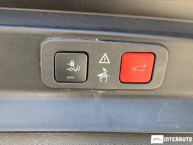 peugeot 5008 2017