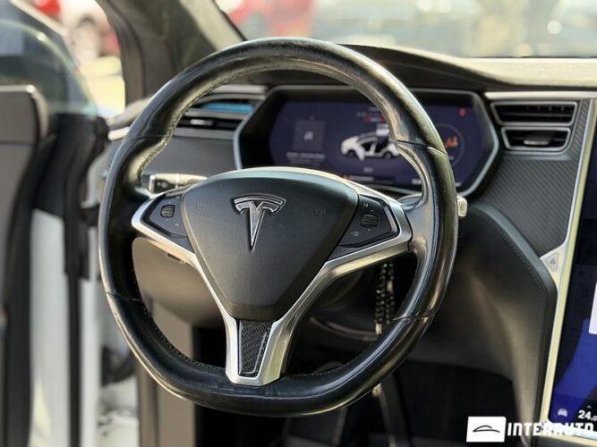 tesla Model X 2016