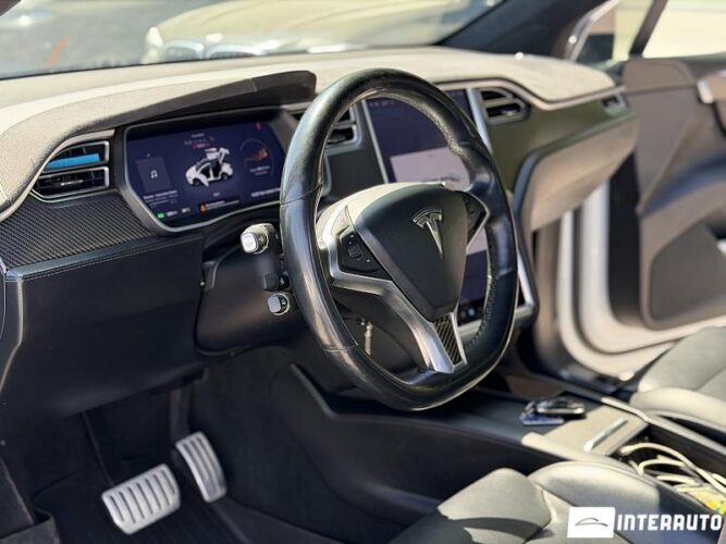 tesla Model X 2016