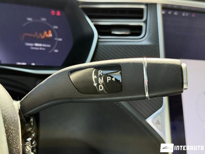 tesla Model X 2016