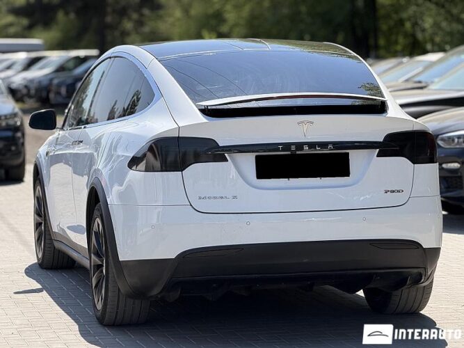 tesla Model X 2016
