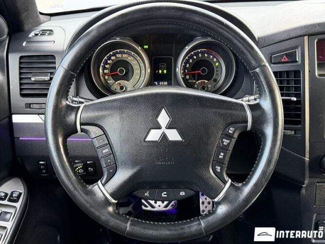 mitsubishi Pajero 2011