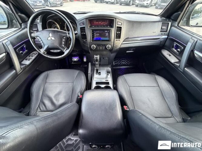 mitsubishi Pajero 2011