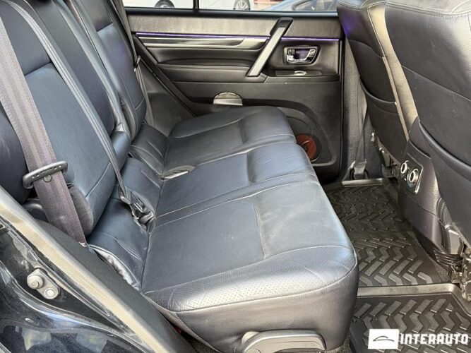 mitsubishi Pajero 2011