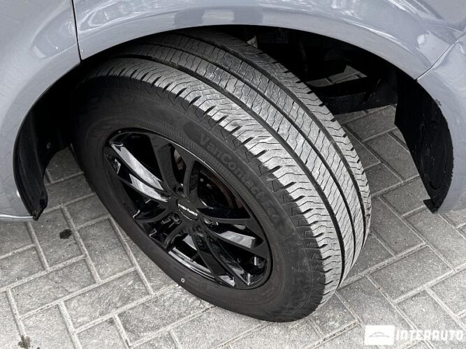 Volkswagen Caravelle 41 volkswagen Caravelle 2017