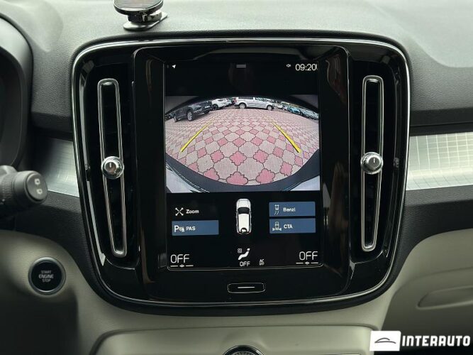 volvo XC 40 2021