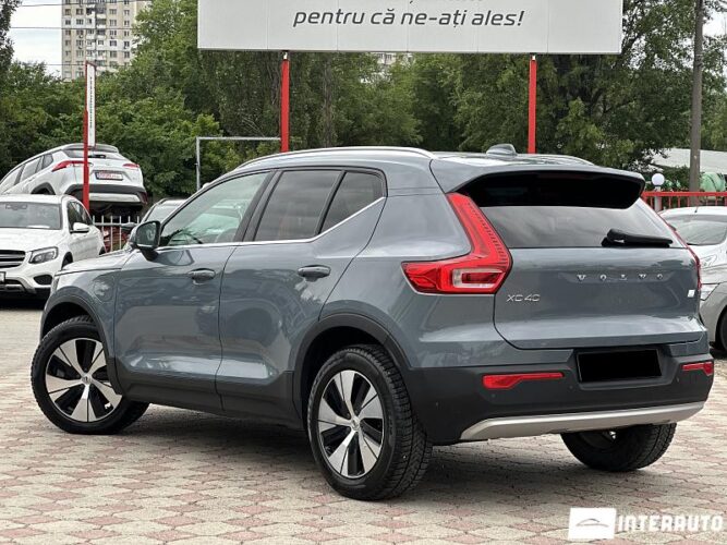volvo XC 40 2021
