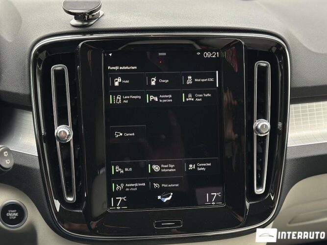 volvo XC 40 2021