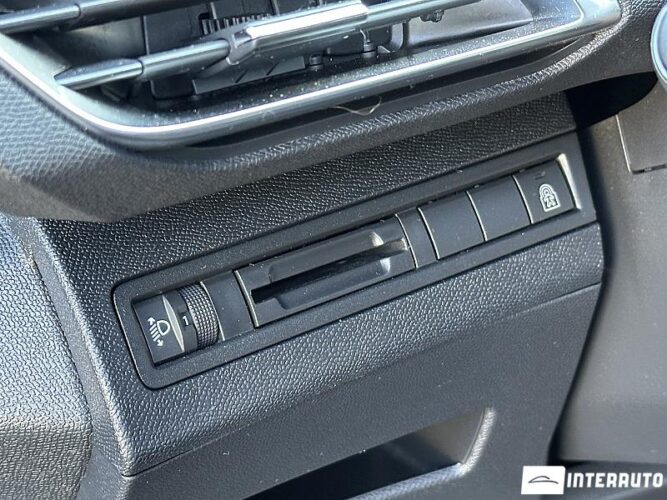 peugeot 5008 2019