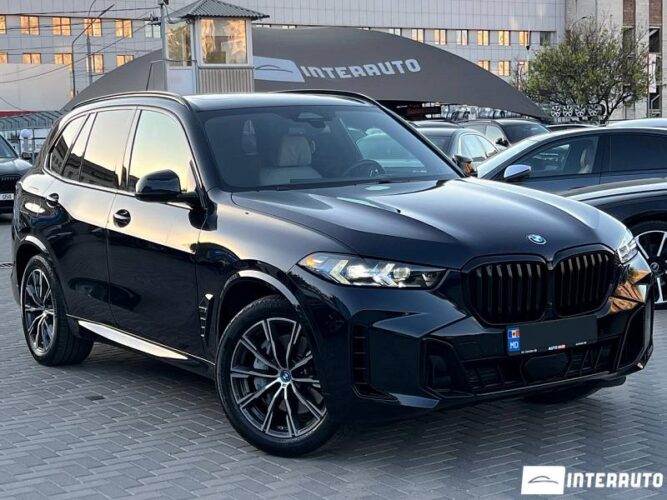 BMW X5 5.0e 2024 doar la InterAuto