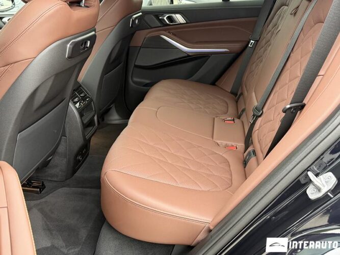 bmw X5 4.0i 2025