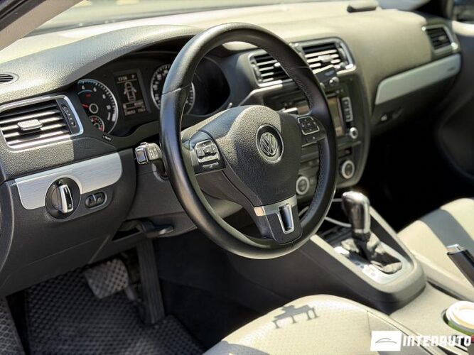 volkswagen Jetta 2013