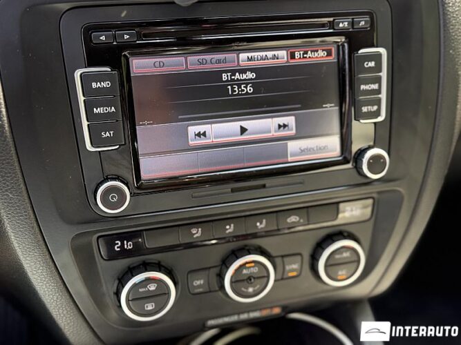 volkswagen Jetta 2013