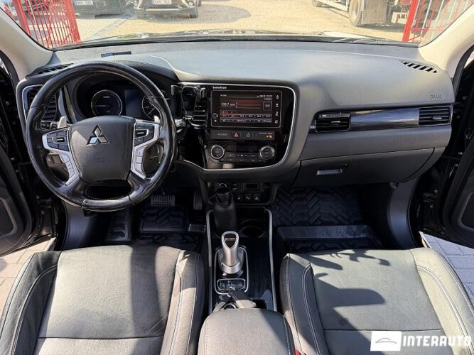 mitsubishi Outlander 2018
