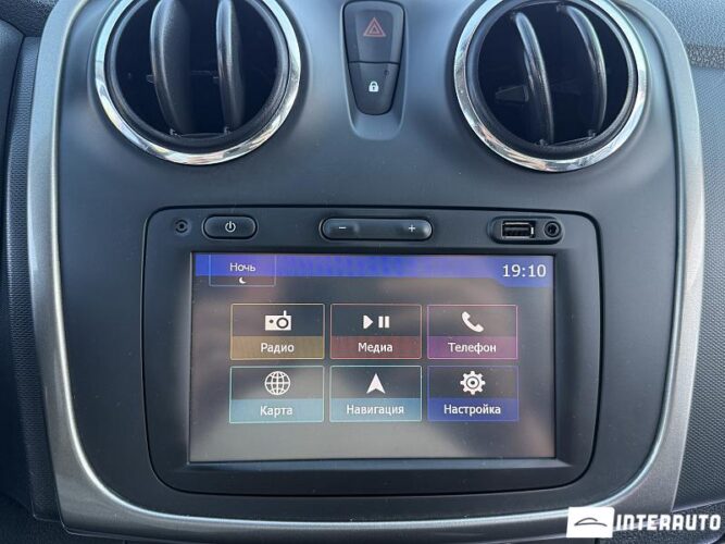 Dacia Sandero Stepway 38 dacia Sandero Stepway 2016