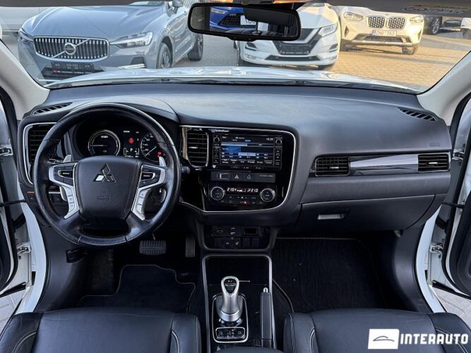 Mitsubishi Outlander 40 mitsubishi Outlander 2015