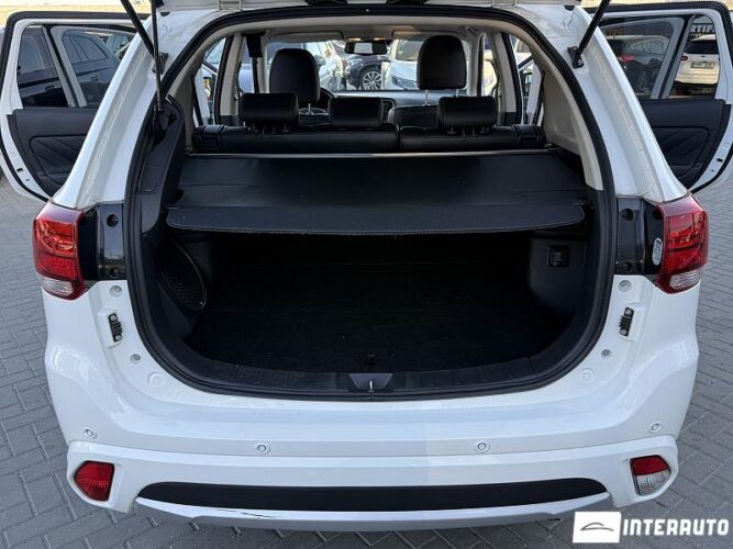 Mitsubishi Outlander 56 mitsubishi Outlander 2015