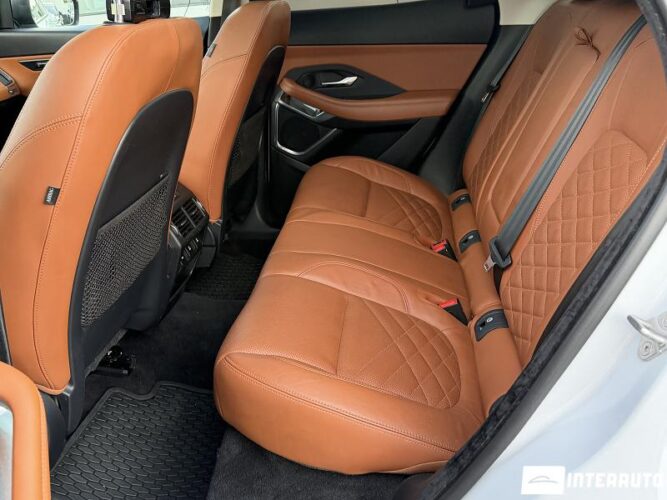 Jaguar E-Pace 51 jaguar E-Pace 2018