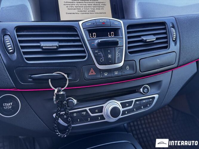 renault Laguna 2011