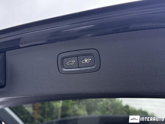 volvo XC 90 2021