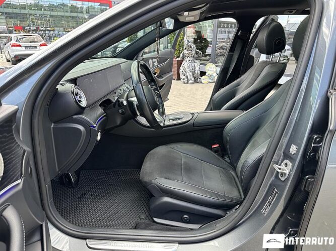 Mercedes E 220 38 mercedes E 220 2021